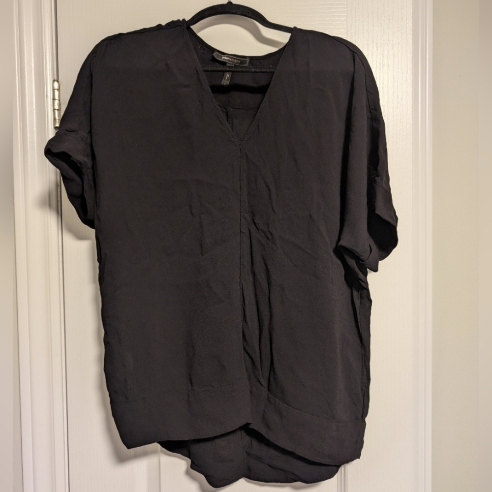 2/$15 ✨BCBG Short Sleeve Blouse
